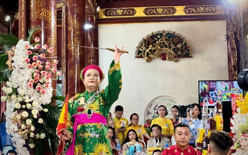 Nghi lễ hầu đồng